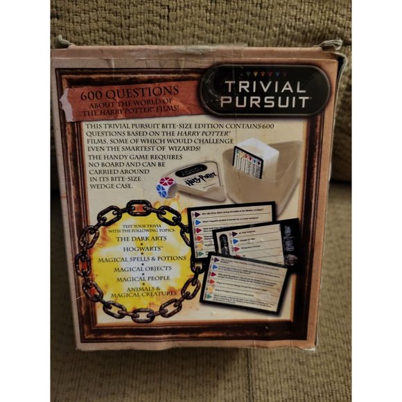 TRIVIAL PURSUIT Harry Potter (Quickplay Edition) | Trivia Game Questions - Picture 2 of 2